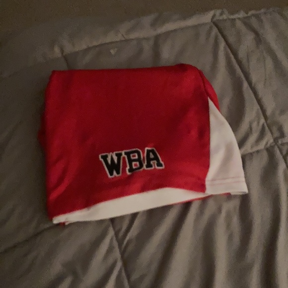 Two pairs of Women’s basketball shorts size small reversible red and white - Picture 5 of 6